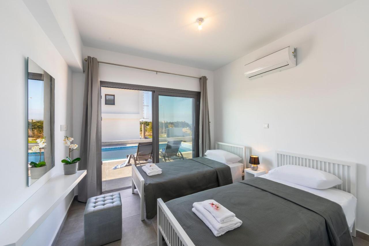 Villa Marlene, Walking Distance To Coral Beach! Πέγεια Εξωτερικό φωτογραφία